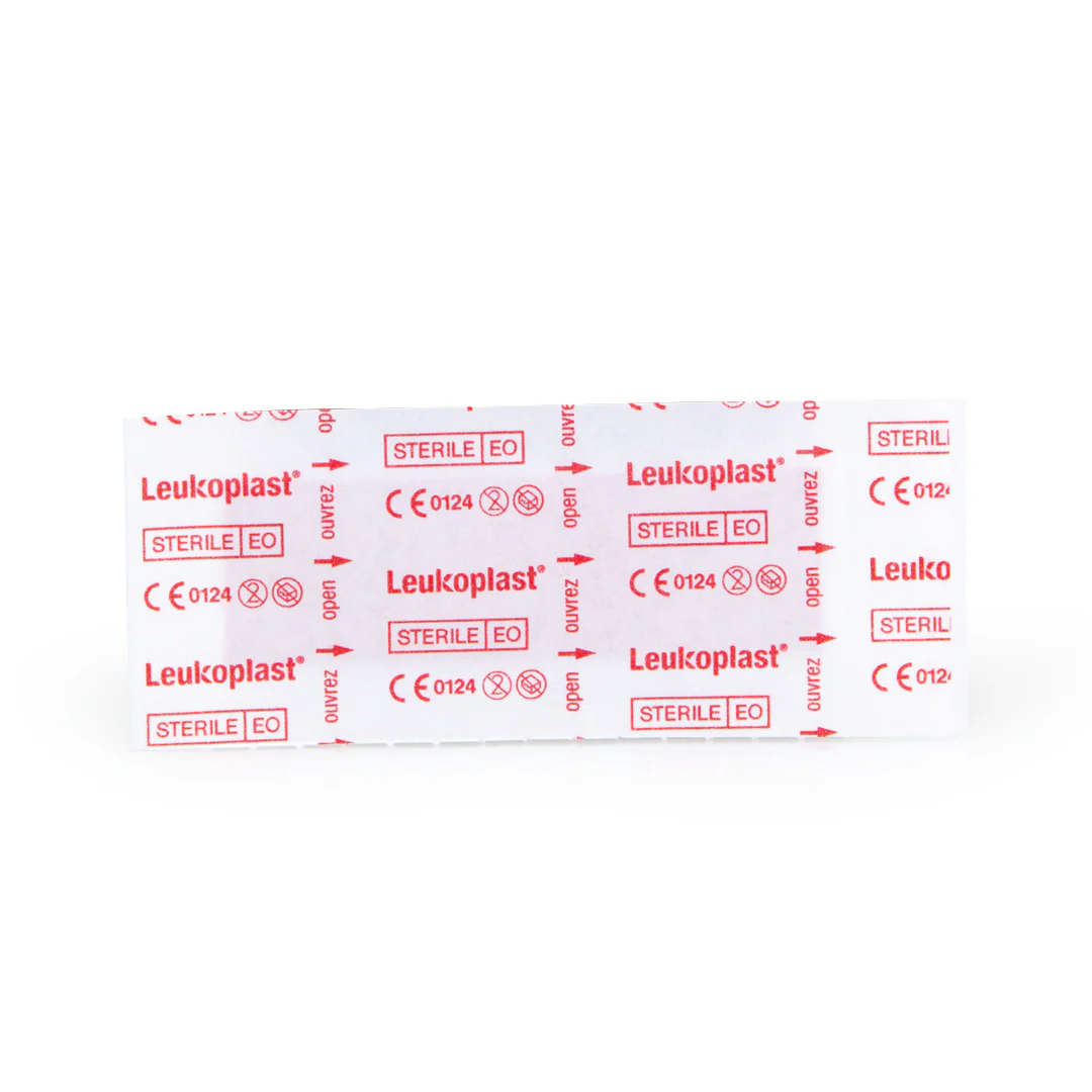 Coverplast Classic Fabric Bandaids - Image 4