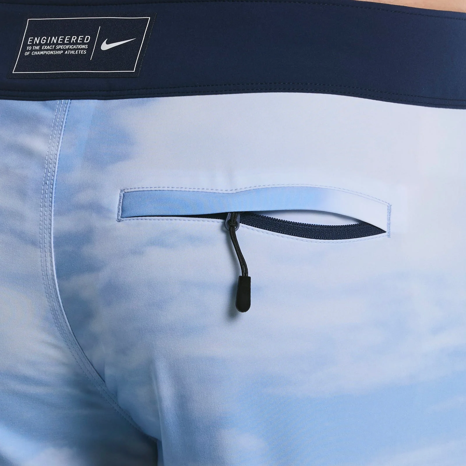 Nike Swim Men's Fadeaway Sailboat 9" Boardshorts - Image 5