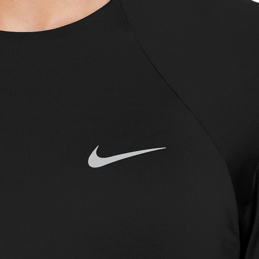 Nike Swim Women's Essential Long Sleeve Hydroguard Top - Image 12