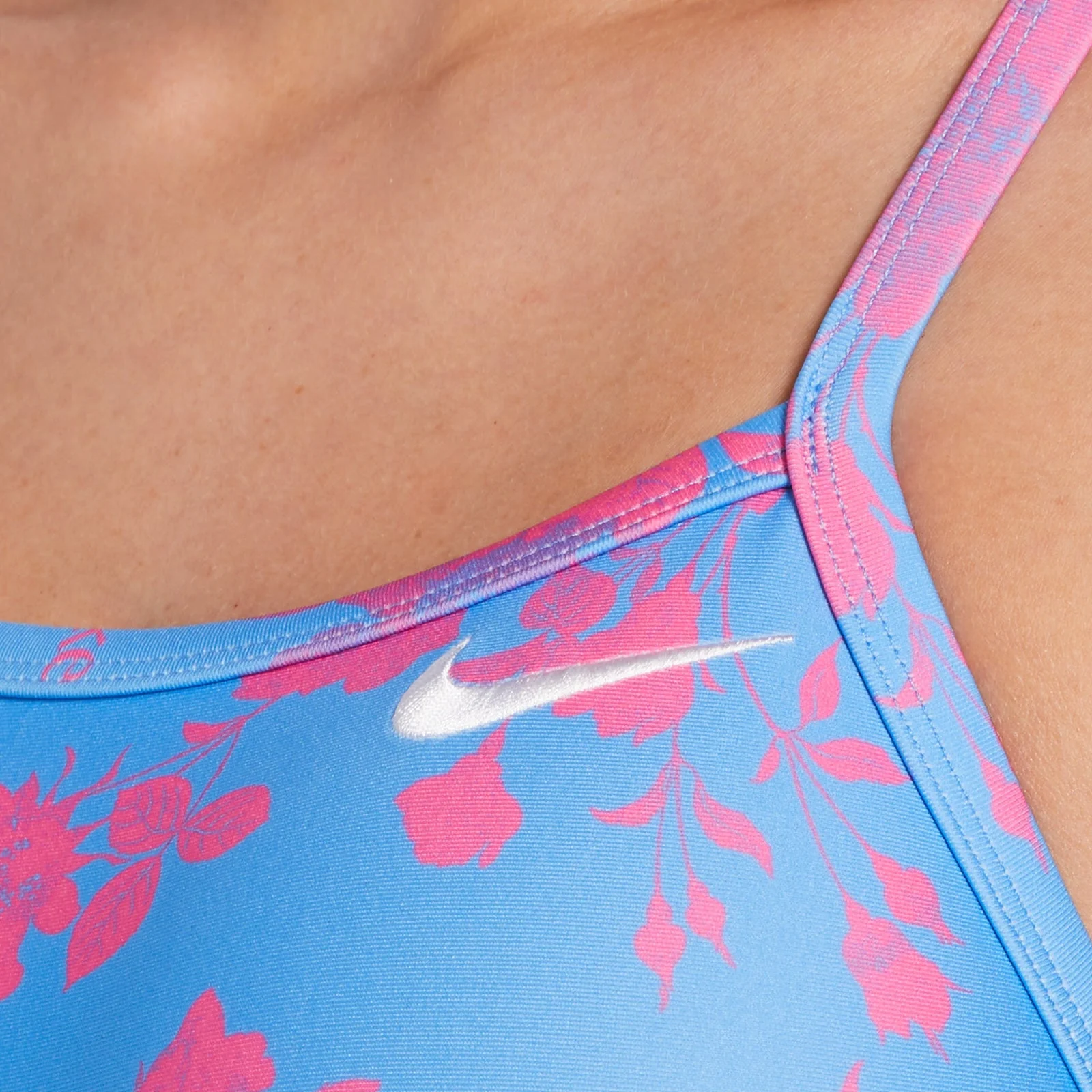 Nike Swim Women's Hydrastrong Multi Print Racerback One Piece - Image 4