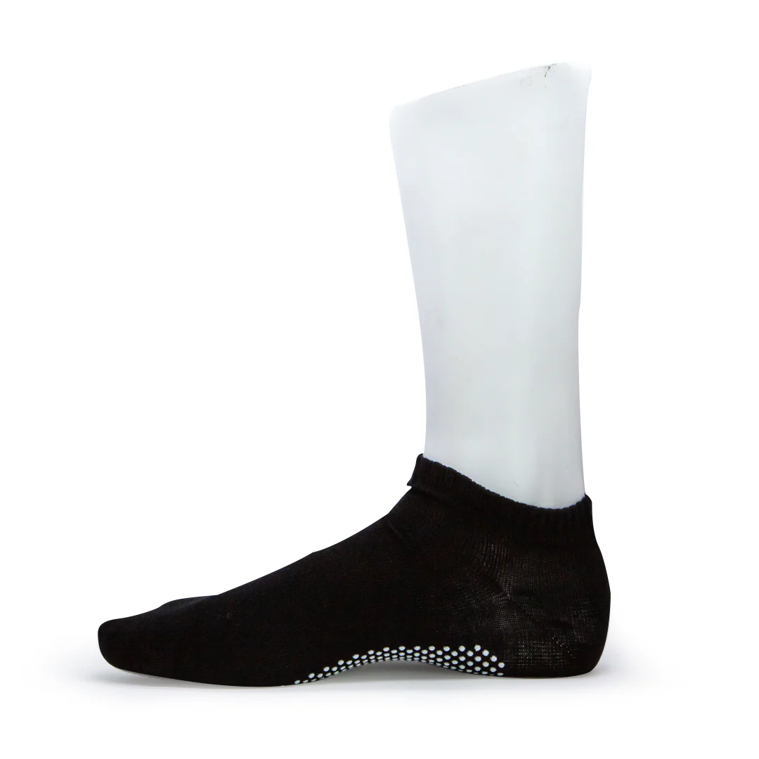 Pilates Yoga Socks Low Cut Black - Pair - Image 4