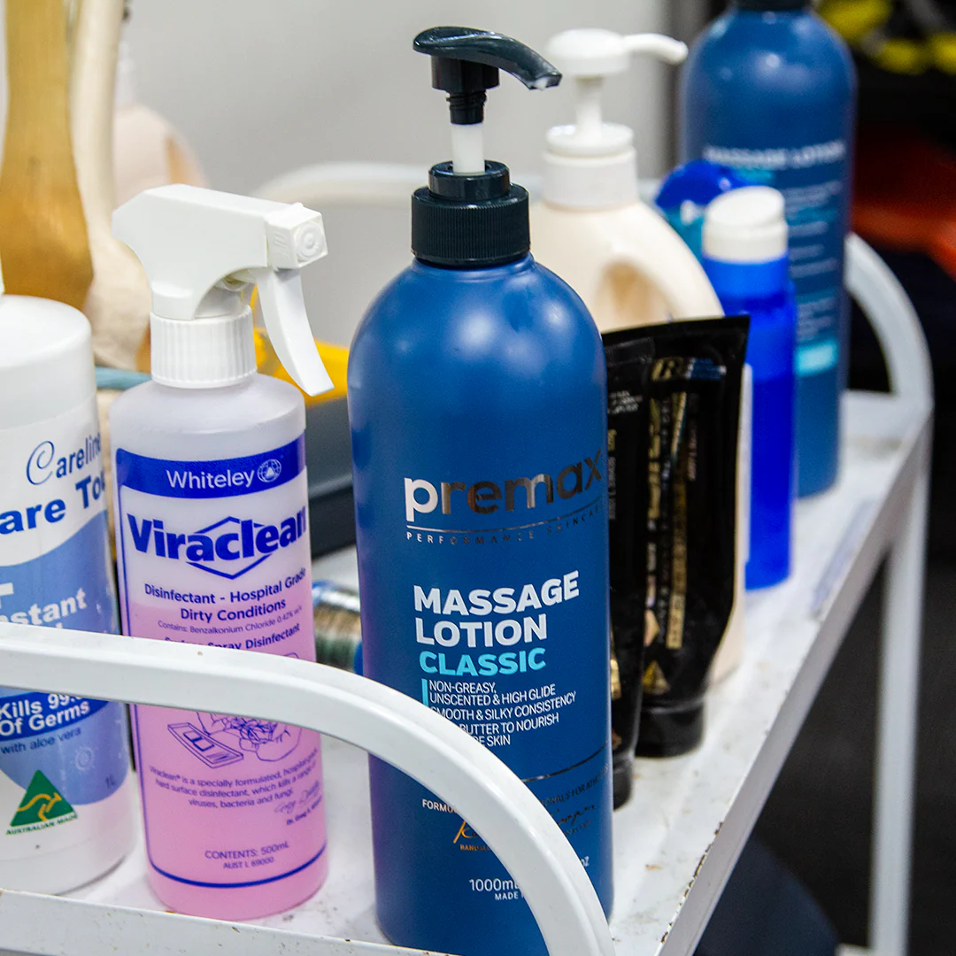 Premax Lotion Classic - 1L Pump Bottle - Image 4