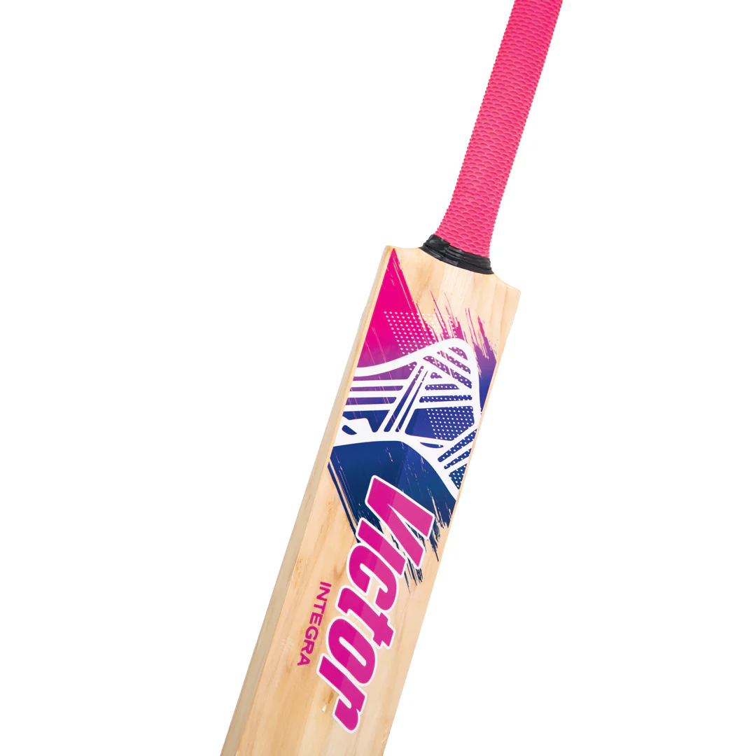 Victor Cricket Bat - Integra - Image 8