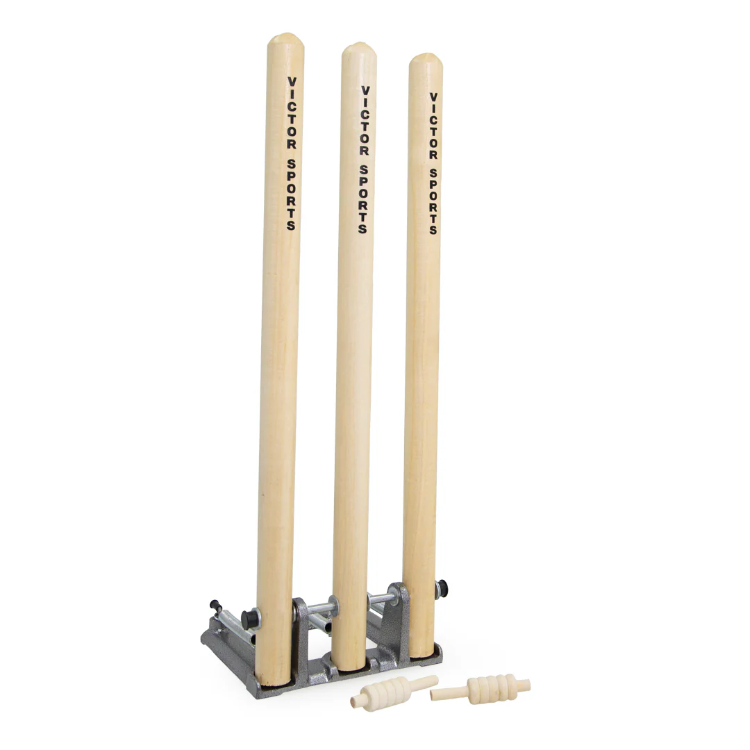 Victor Cricket Stumps Wood Spring Loaded - Image 3